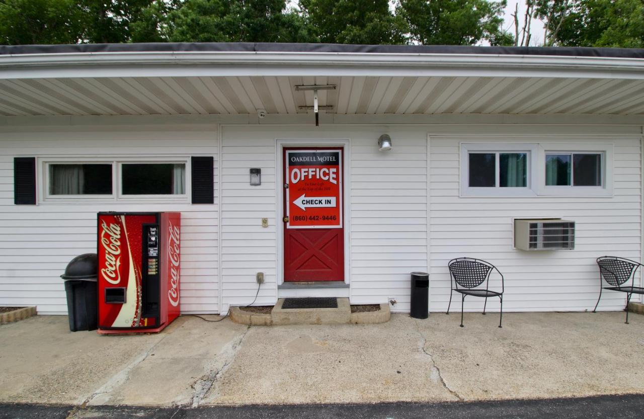 Oakdell Motel Waterford Ct Exterior foto